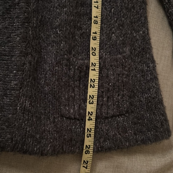 Carducci VGUC beautiful 3 button cardi, Acrylic - Picture 14 of 14